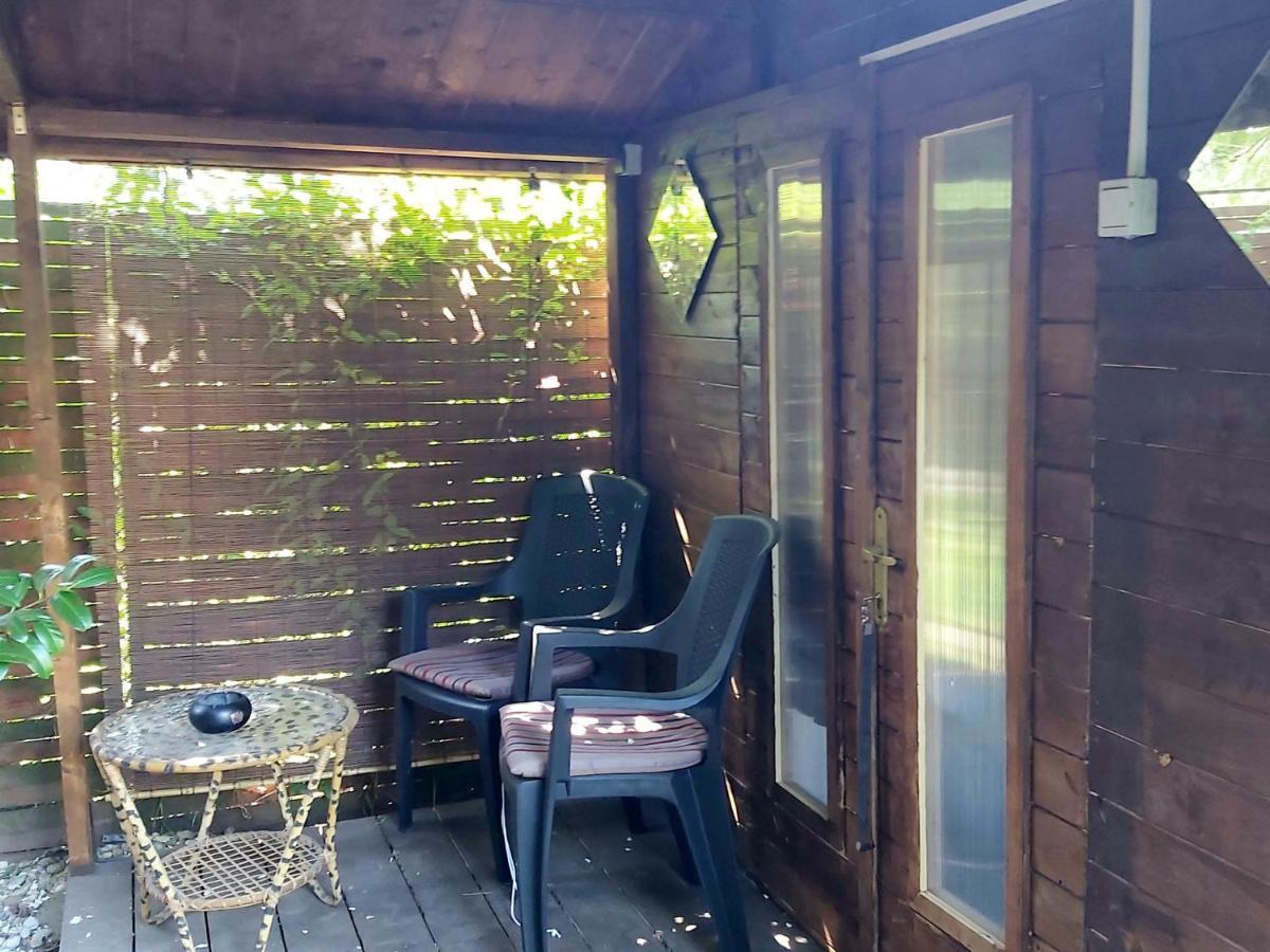 Bungalow Relax Terrace, Glamping Fahaz Siofok Ngoại thất bức ảnh